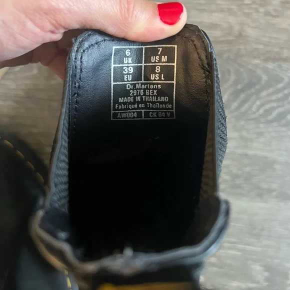 Dr. Martens Black 2976 Bex Smooth Leather Chelsea Boots with Elastic Panels - Picture 3 of 4